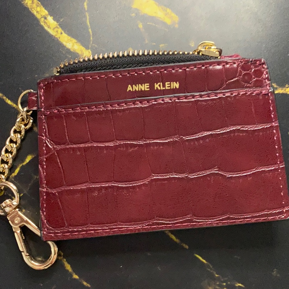 Anne Klein change/card wallet
